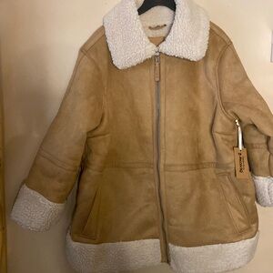 Bearpaw coat
